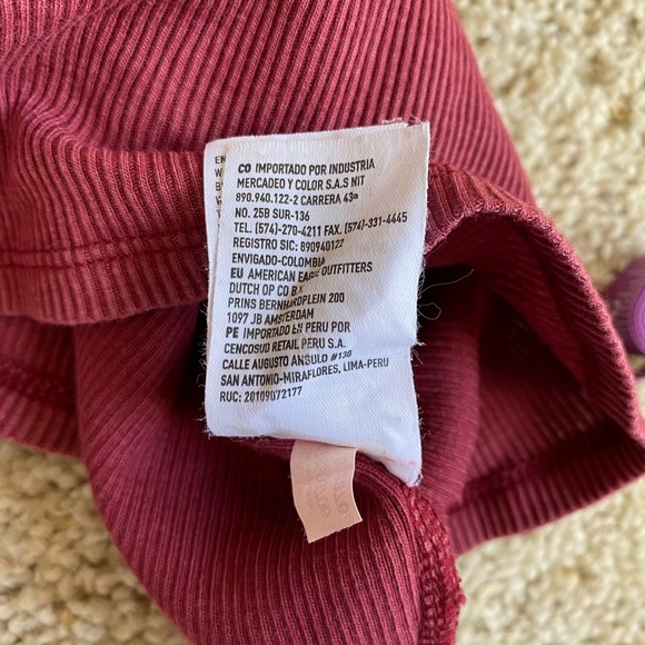 High-Neck Ribbed Tank Maroon - Picture 7 of 9